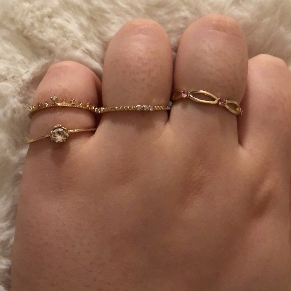 Four Francesca’s Rings - Picture 2 of 4